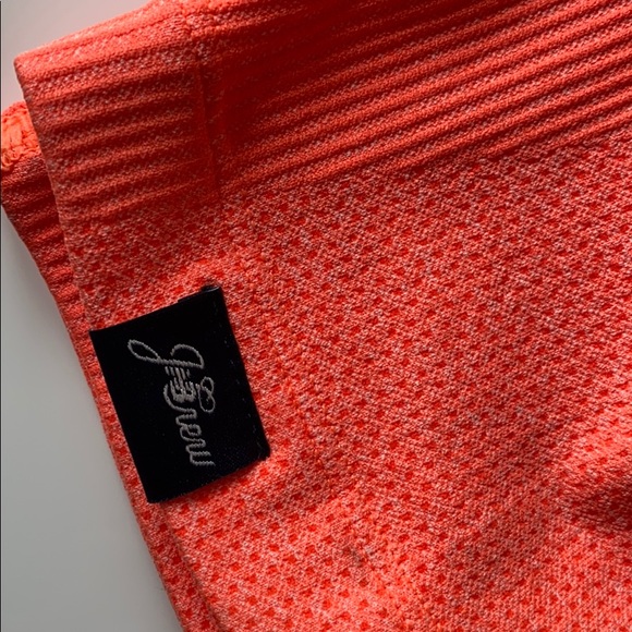 NWT new balance x J.Crew seamless crop leggings - Picture 4 of 7